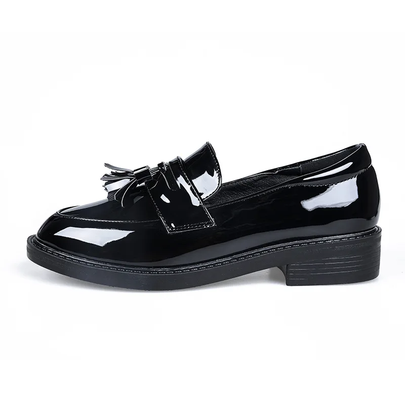 Черные/красные кожаные туфли дерби на плоской подошве женские с двойной бахромой