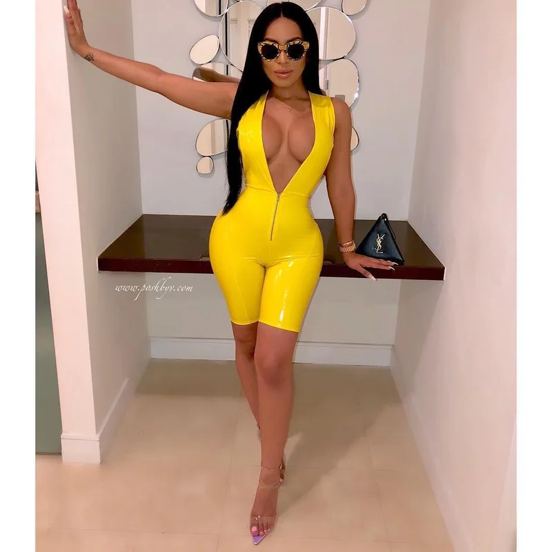 Женский комбинезон из ПУ кожи без рукавов на молнии с глубоким V образным