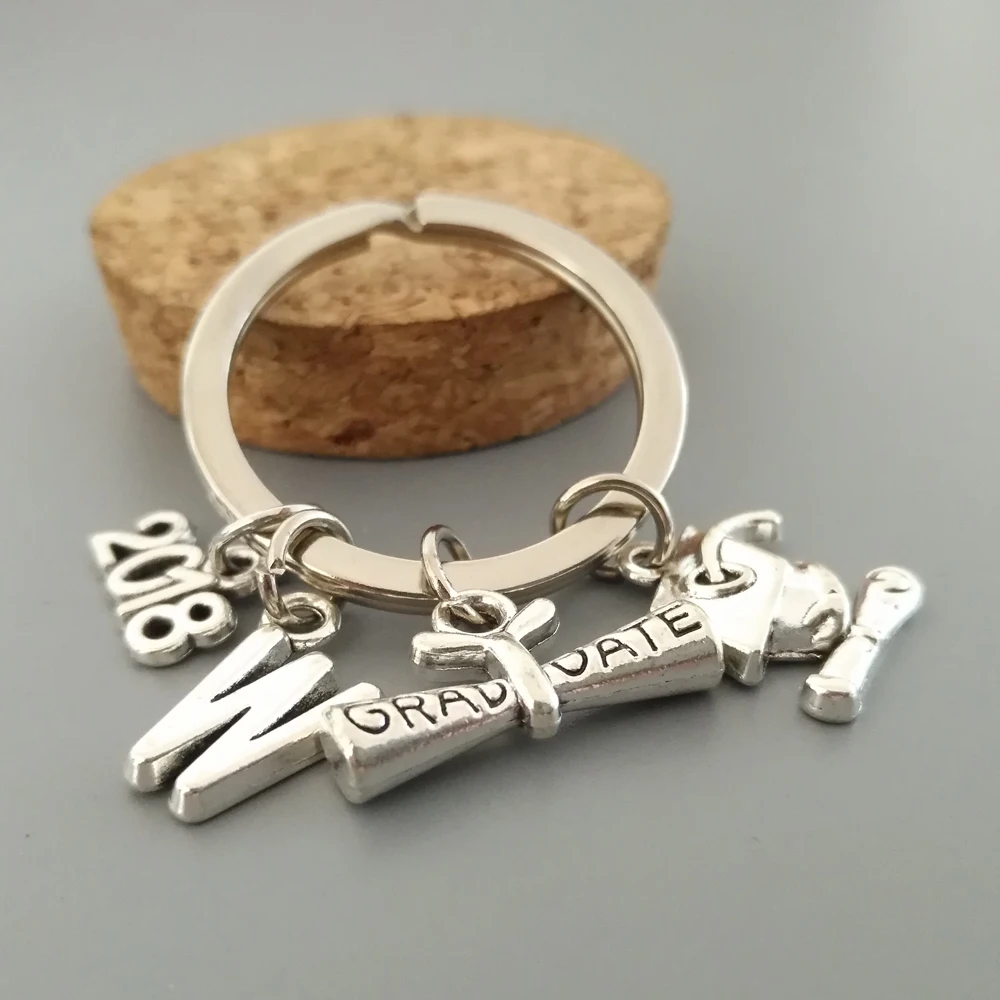 2018 старшеклассник брелок для ключей колпачок дипломированный класса Keysholder 26