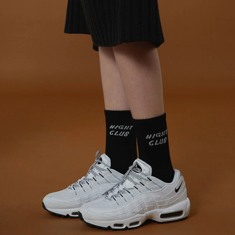 Бесплатная доставка Для мужчин и wo пары гольфы в стиле Харадзюку уличная прилив