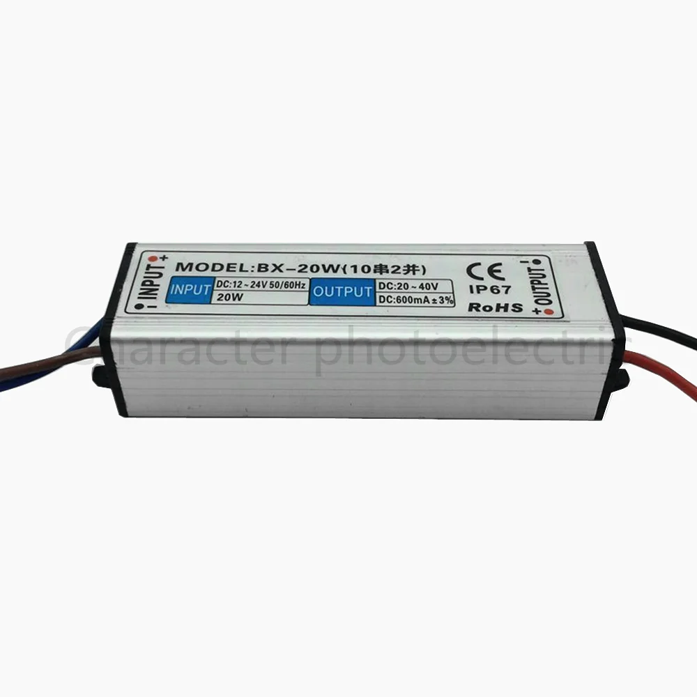 Постоянный ток 12 24V 20w Водонепроницаемый светодиодный драйвер IP67 Выход DC 20 40V 600 mA