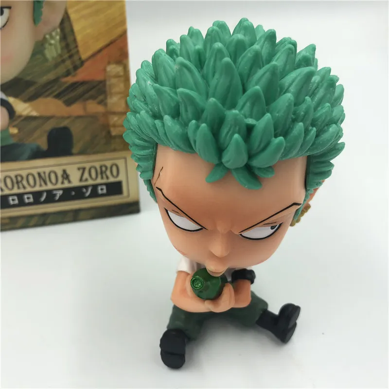 Один Кусок Roronoa Зоро бутылка обнимает детство Q сидя Ver. ПВХ Фигурки OP Luffy Ace прекрасные коллекционные игрушки модель 10 см