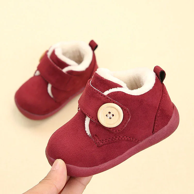 Зимние ботинки для новорожденных теплые плюшевые с мягкой подошвой маленьких