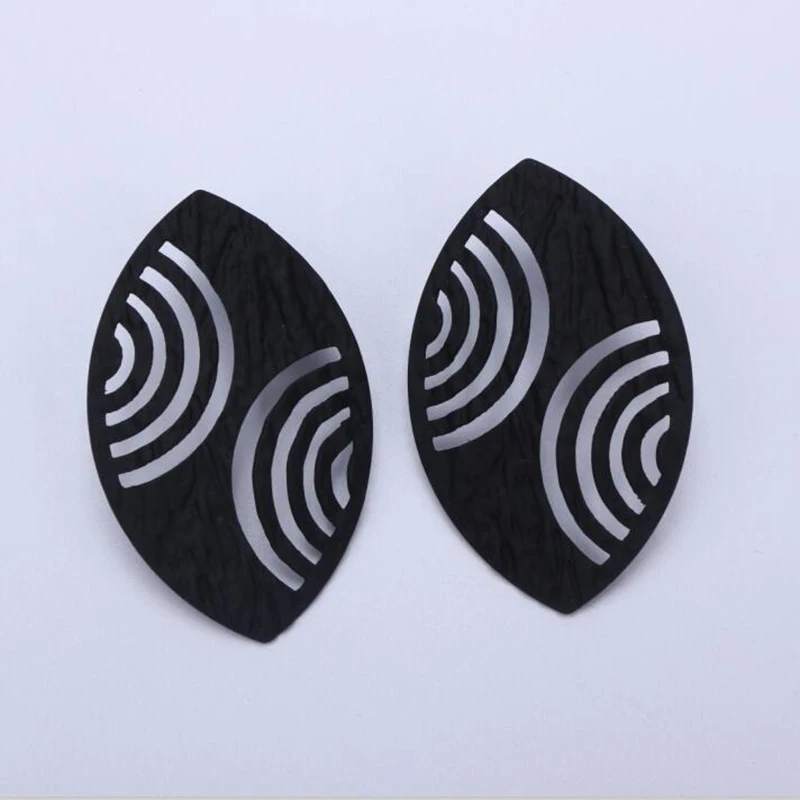 EC387 Stud Earring Metal Cut out the Leaves Earrings Simple Charming Personality Women Jewelry 2019 Fashion Vintage Trendy | Украшения и