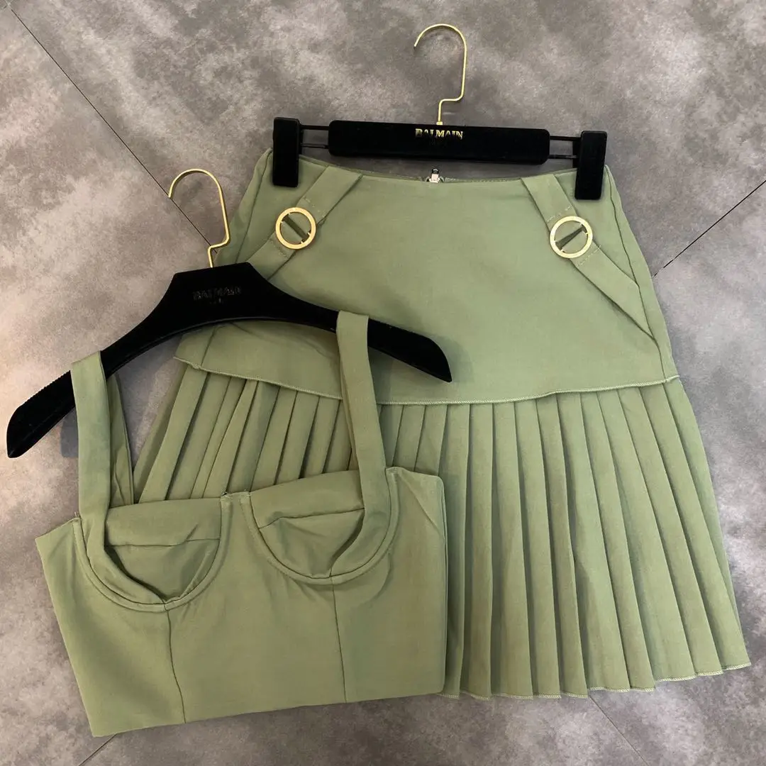 2019 модный сексуальный топ-майка + плиссированная юбка с металлической пряжкой и