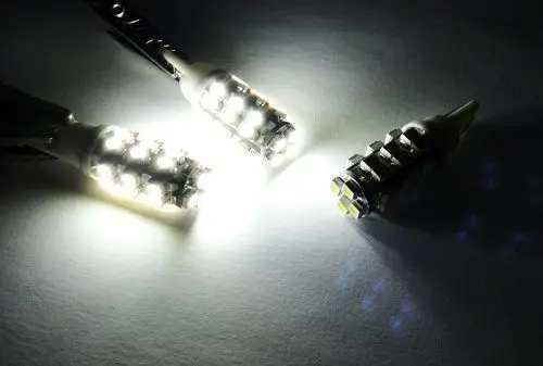 10 лампочек 28 светодиодов Smd Encaixe T10 W5w Pingo Leds Pingao | Автомобили и мотоциклы