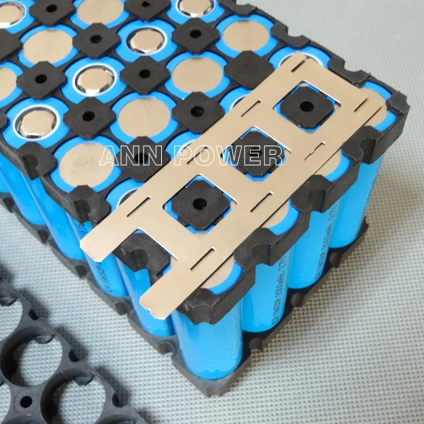 Держатель аккумуляторной батареи 18650 (интегрированный) 4*13 52 отверстия