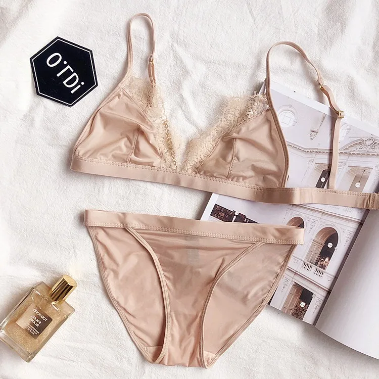 skin bra set Модный Ультра-тонкий беспроводной бюстгальтер, сексуальный глубокий v-образный вырез, кружевное однобортное удобное летнее женское нижнее белье - Цвет: skin bra set
