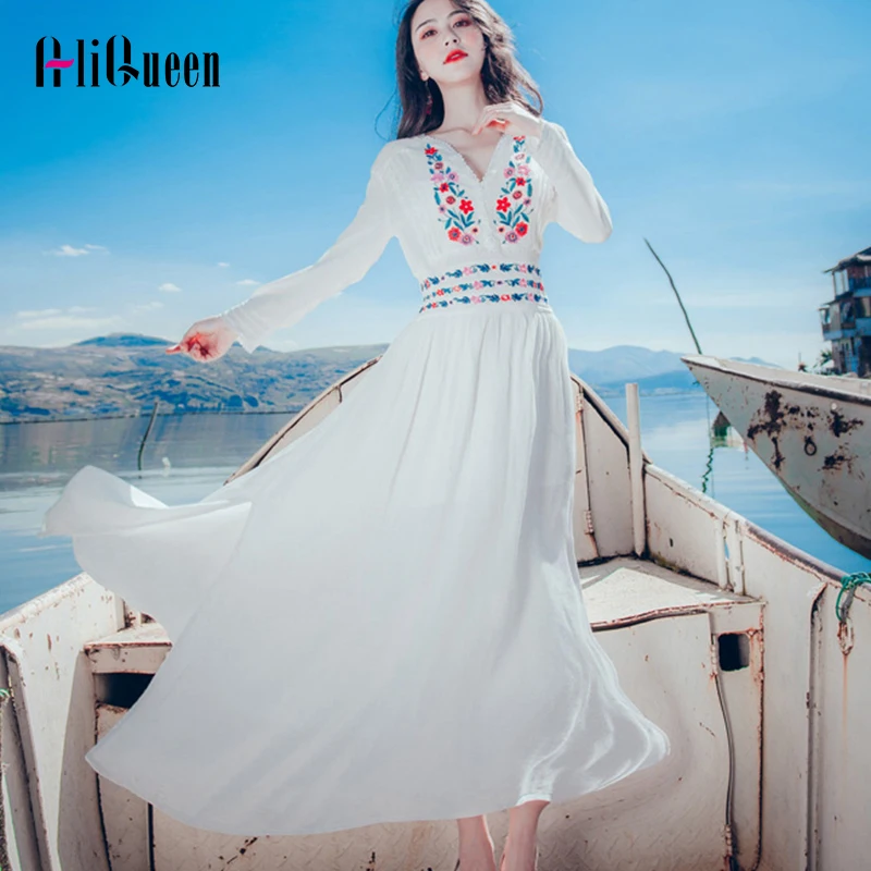 

Женское богемное платье, белое винтажное шикарное платье с этнической цветочной вышивкой, красное пляжное богемное длинное платье с V-образ...