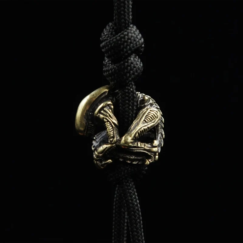 Classic Alien Knife Beads EDC Umbrella Rope Pendant Flashlight Fall Manual DIY Ornaments Paracord | Инструменты