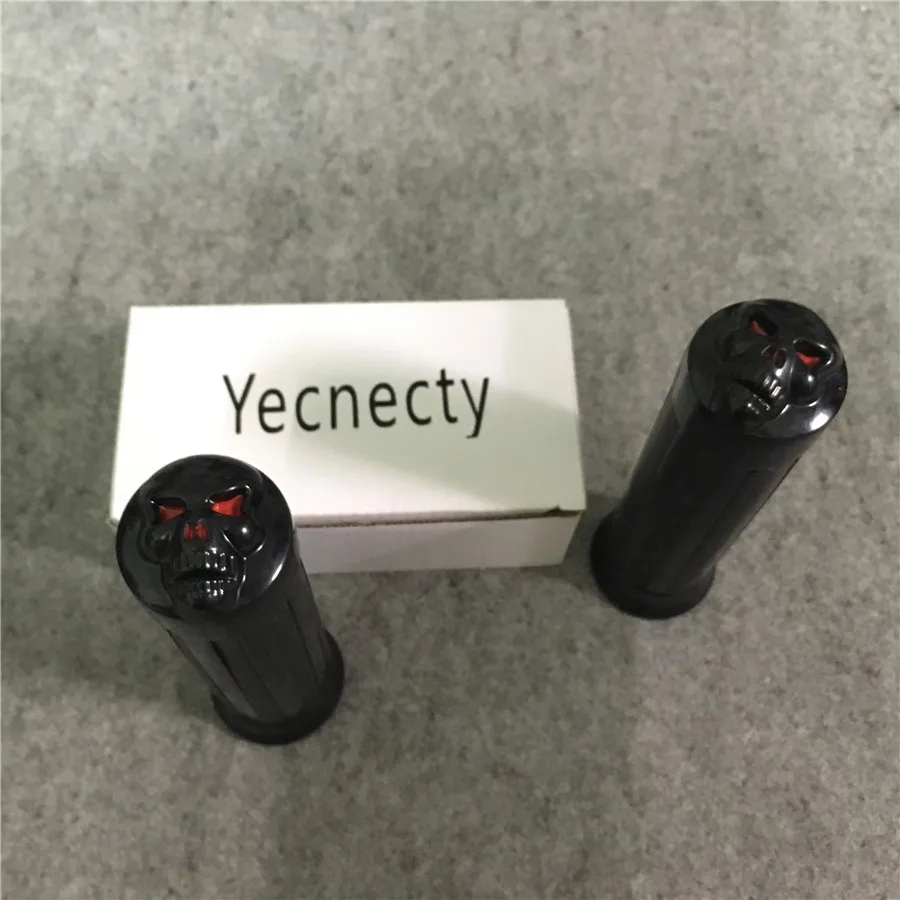 

Yecnecty 2X Black Skull Motorcycle Handlebar 25MM 1" Aluminum Motorbike Hand Grips For Harley Davidson Cafe Racer Kawasaki