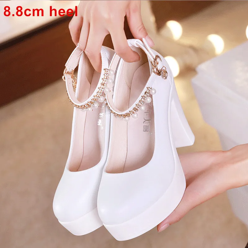 white 8.8cm heel Весенние Свадебные туфли на квадратном каблуке с жемчугом; женские туфли-лодочки; модель года; цвет белый, черный; туфли на высоком каблуке; женские Вечерние туфли на платформе; размеры 41, 42, 43 - Цвет: white 8.8cm heel