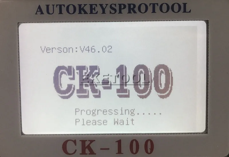 Фото Автомобильный ключевой программатор CK100, реальный серый экран V46.02, последняя версия SBB с обновлением 1024Tokens CK 100 V46.02 для Toyota G №5