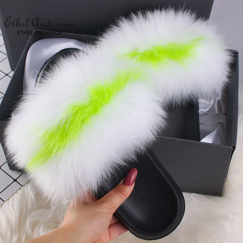 Green White Green Модные шлепанцы с натуральным лисьим мехом; женские модные Вьетнамки; Летние пушистые меховые сандалии; обувь на плоской подошве - Цвет: Green White Green