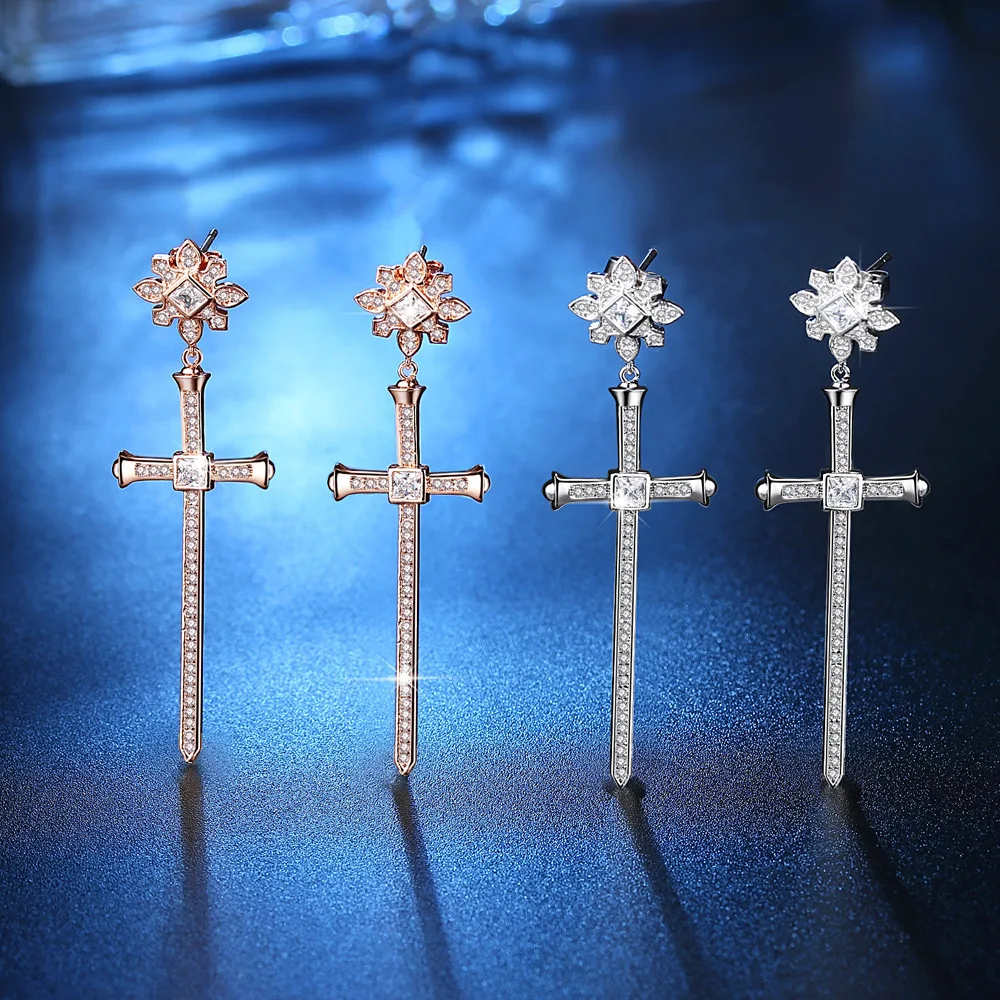 Женские серьги со снежиной и крестиком лаконичные с кубическим цирконием модные