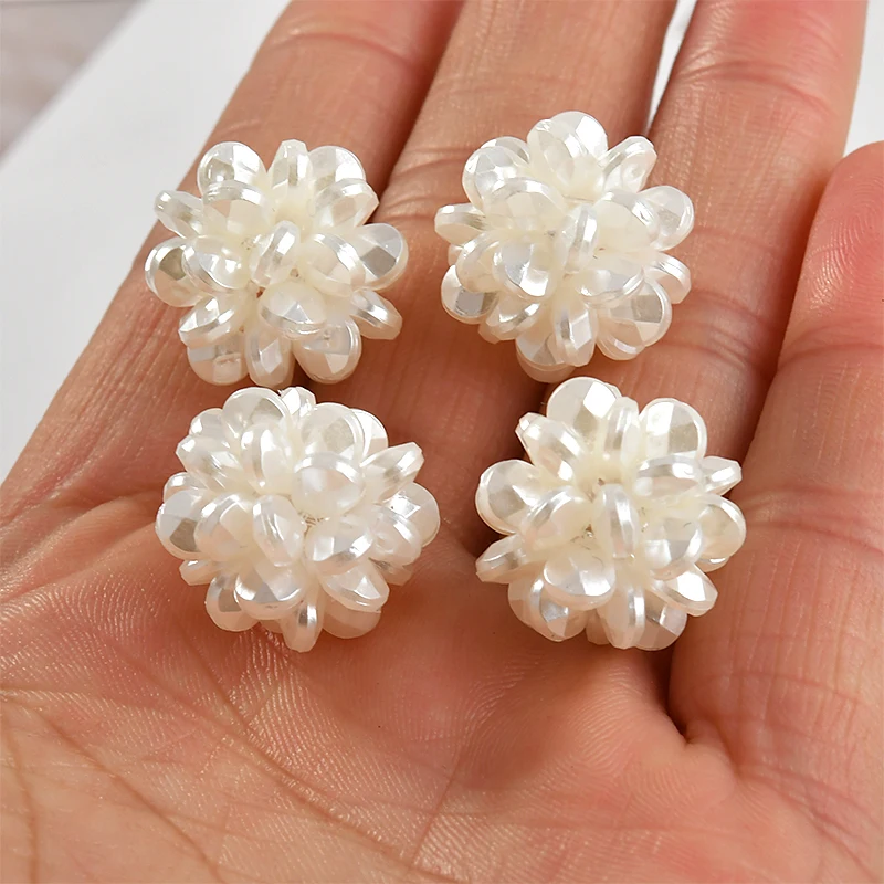 Подвеска в виде жемчужного шара с режущей поверхностью серьги ручной работы