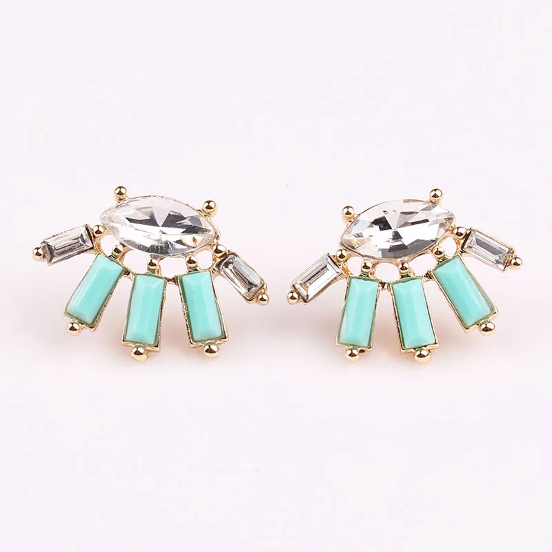 light blue Любовь Цвет Фул Кристалл Камень Для женщин пирсинг серьги Стразы инкрустированные серебром Цвет металла серьги-гвоздики в рождественской тематике, подарок, ювелирное изделие - Окраска металла: light blue