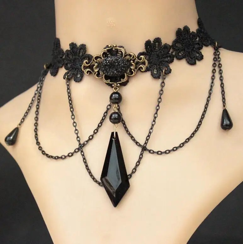 Черный кружевной чокер Ромашка с крупными бусинами|lace choker|daisy chokerblack lace choker |