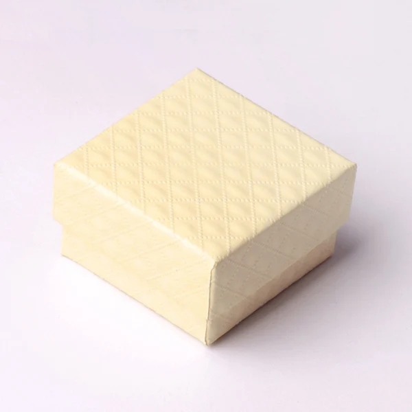 Beige 10 шт. квадратная коробка для ювелирных изделий серьги кольца коробки подарок дисплей Черный Красный Ювелирные изделия Органайзер Цена по прейскуранту завода - Цвет: Beige