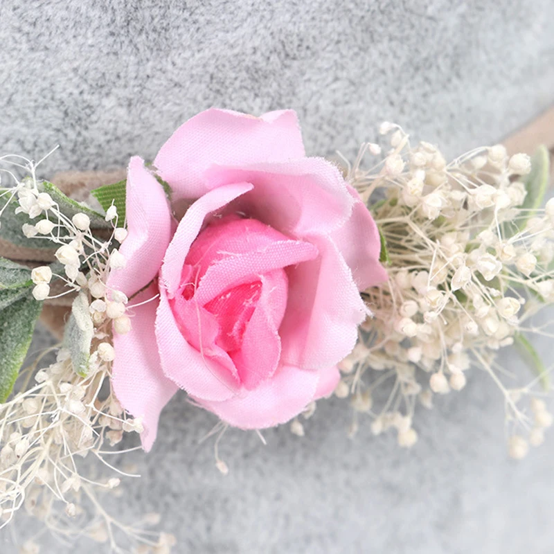 Рисунок 4 - Одежда для новорожденных с цветочным