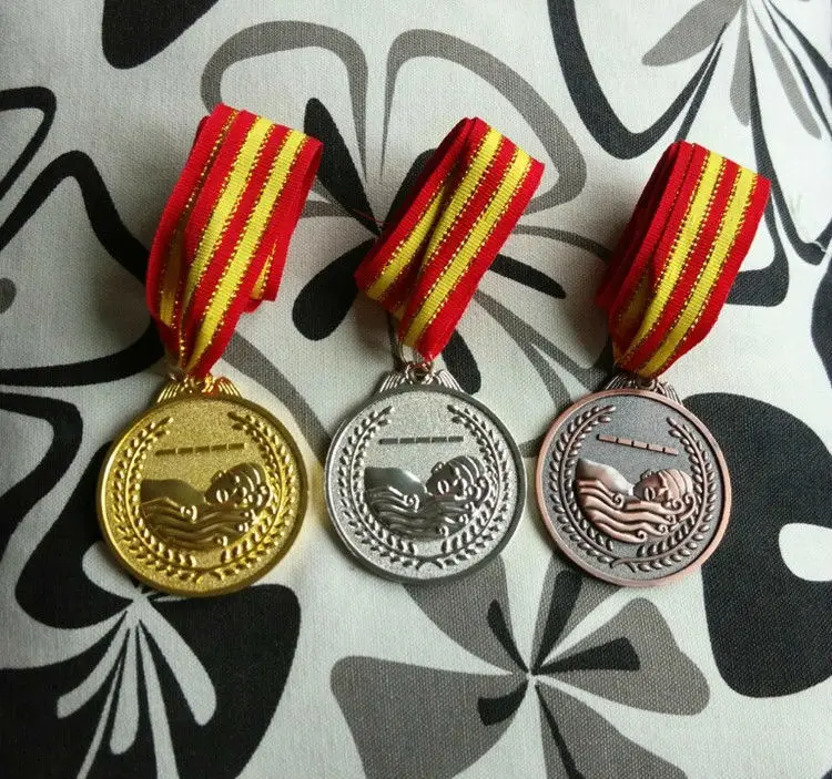 Спортивные медали золотого серебряного бронзового цвета с принтом | Дом и сад
