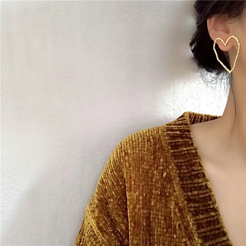 Женские серьги-гвоздики с большим сердцем GWACC романтические в стиле панк