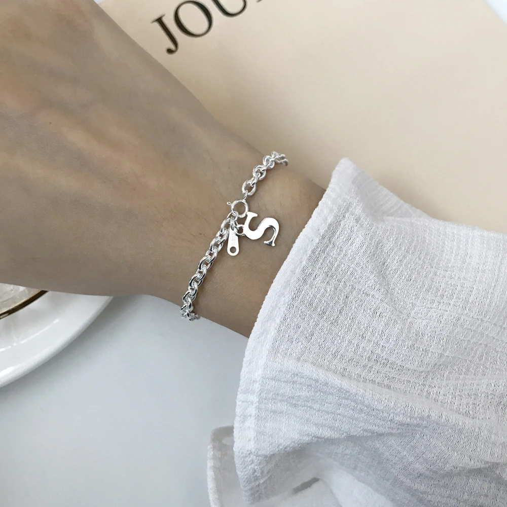 Женский браслет из серебра 925 пробы с подвесками | Украшения и аксессуары