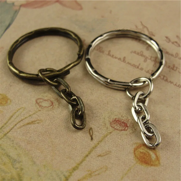 

20pcs Antique Bronze Key Ring Keychain Split Ring Key Chains Keyrings DIY Retro Fashion Keychains Jewelry Accessories Findings