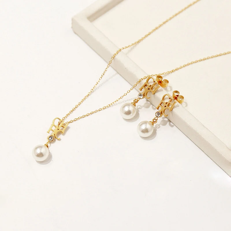 Gold Color OL стильные модные очаровательные цепочки, ювелирное изделие, Брендовое высококачественное тонкое ожерелье с жемчужной подвеской и буквами CH для женщин - Окраска металла: Gold Color