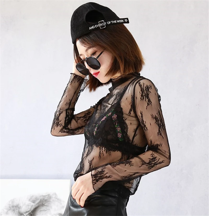 Женская кружевная блузка с длинным рукавом белая черная или розовая винтажная