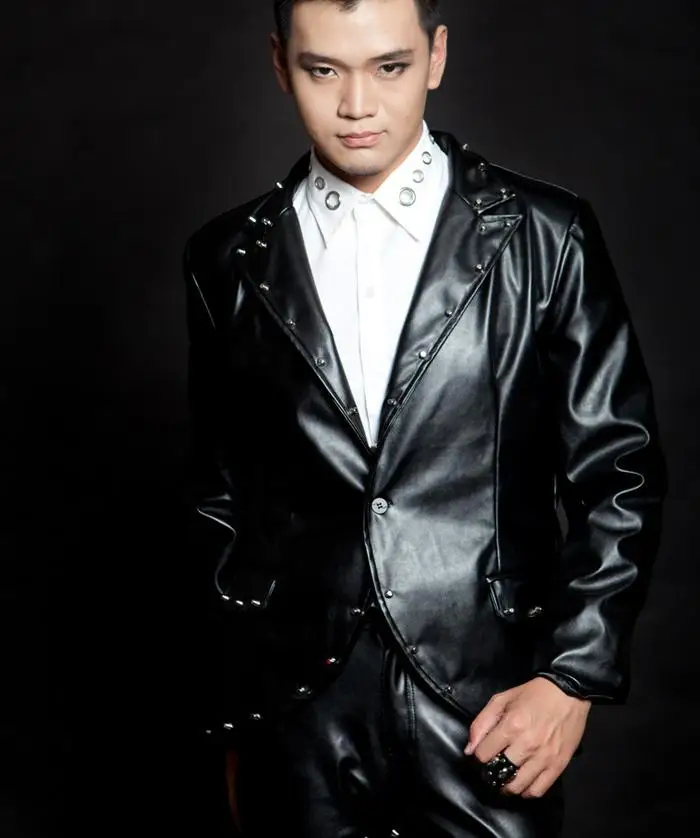 Куртка мужская кожаная с черными заклепками мотоциклетная куртка в стиле панк