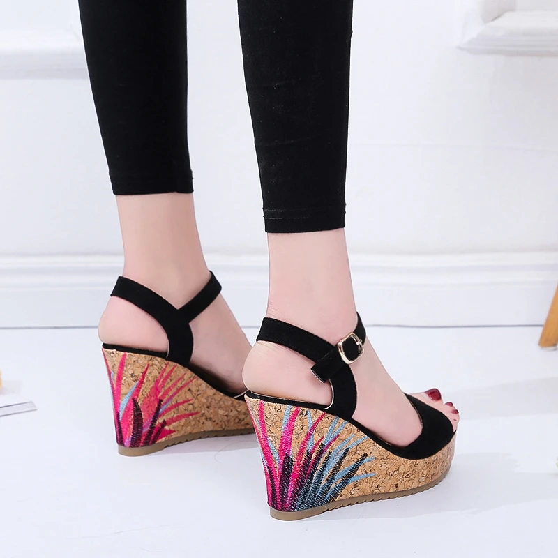 Летние туфли на ультравысокой танкетке Босоножки высоком каблуке Модные женские