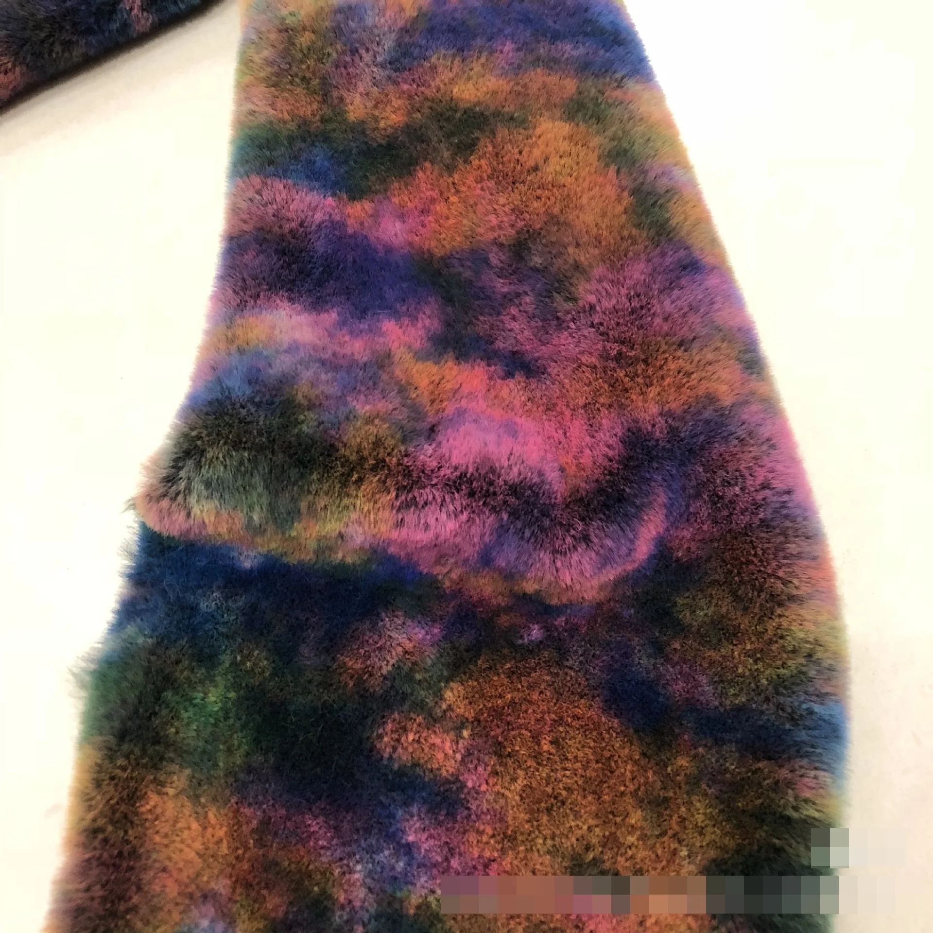 Маленький кролик из искусственного меха бархатная одежда с принтом меховой