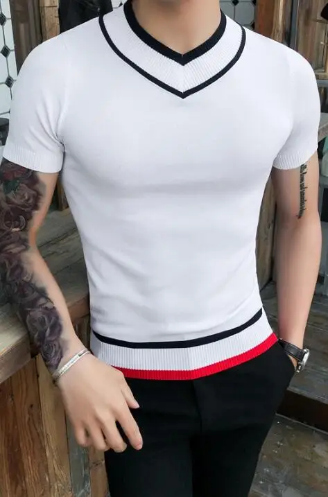 Мужская летняя футболка с коротким рукавом и v-образным вырезом облегающая