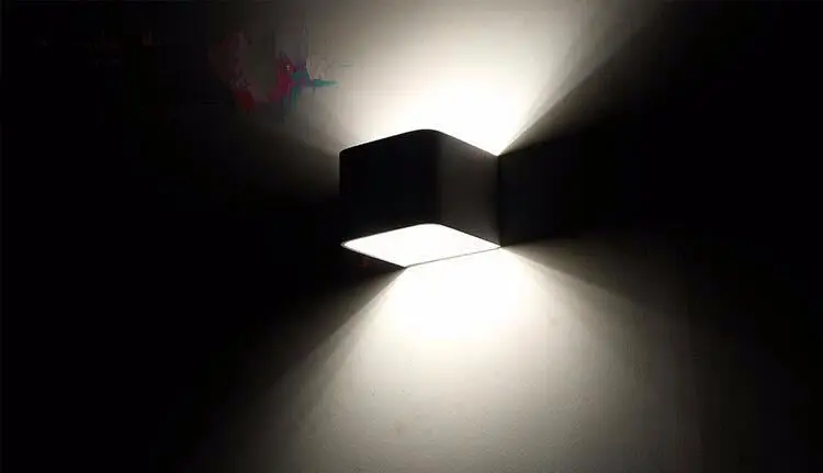 Современный краткое Cube Регулируемый поверхностного монтажа 7 W светодиодный настенный светильник Открытый Водонепроницаемый IP65 Алюминий стены освещение садовые лампы бра