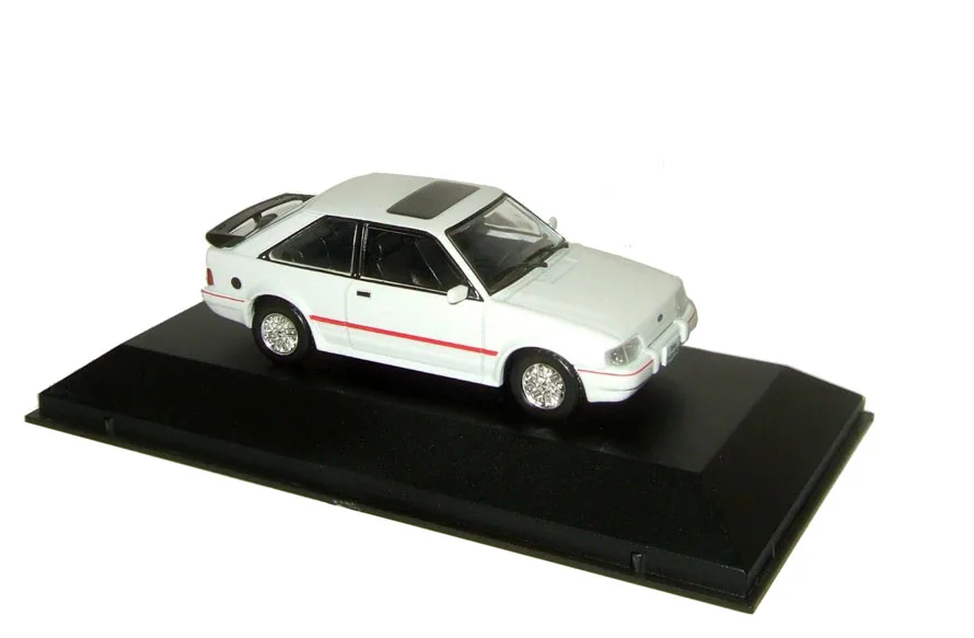 Ix o 1:43 Ford Escort XR3 1990 эксклюзивная игрушечная машинка из сплава для детей, детские игрушки, модель оригинальной коробки