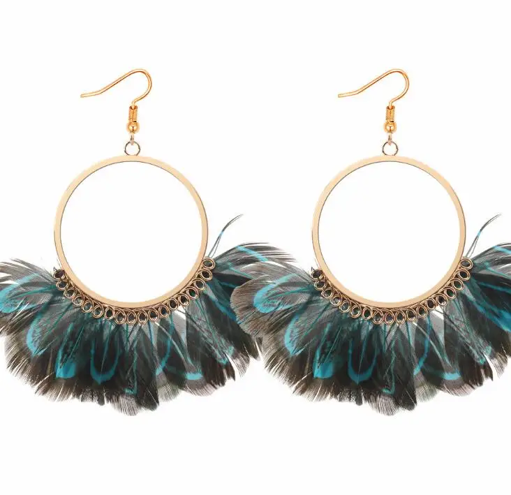 Серьги с бахромой и перьями павлина в форме снежного кольца | Украшения