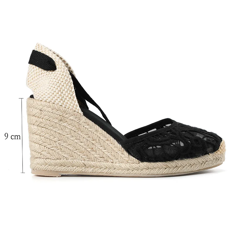 Tienda Soludos/женские сандалии на танкетке с закрытым носком Классические мягкие