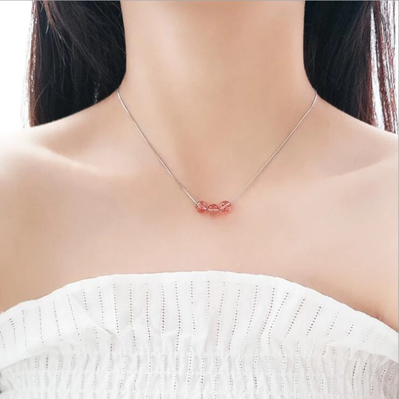 

YAOLOGE New Natural Strawberry Zircon Crystal Pendant Necklace Ladies Temperament Simple Daily Jewelry Necklace