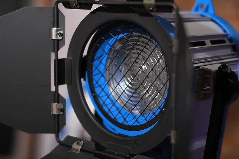 2019 реальная распродажа как Arri экономичный 300 Вт студисветильник свет линза