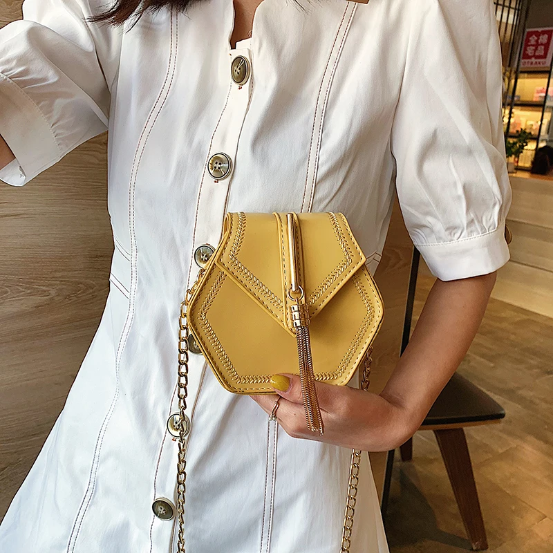 Шестигранные женские сумки через плечо из искусственной кожи, новинка, сумка через плечо с кисточкой, женские дорожные сумочки на цепочке и сумочки