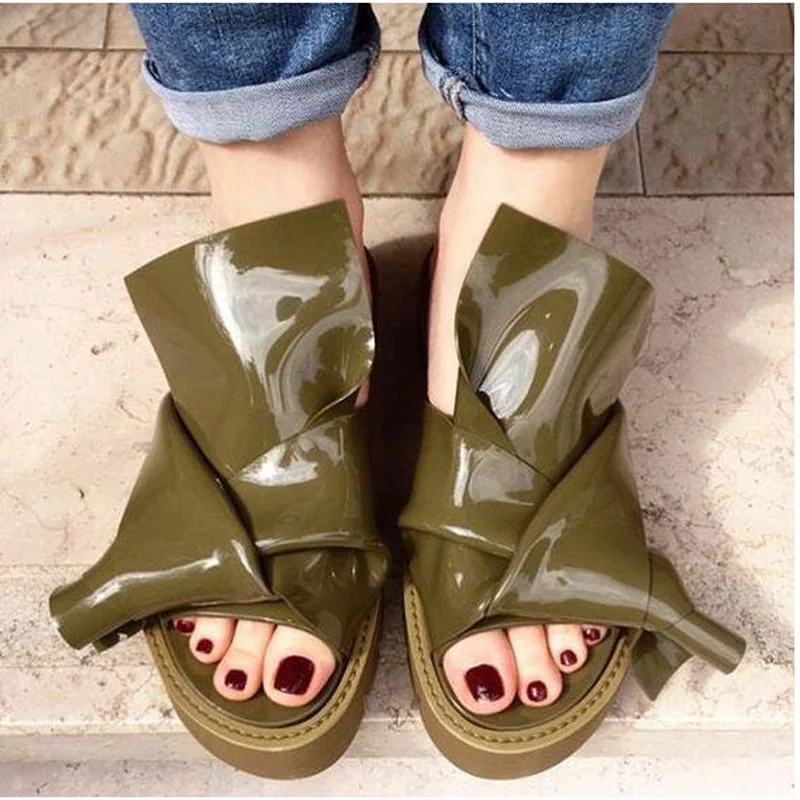 2017 Лидер продаж на танкетке sllippers плюс Размеры привлекательные туфли zapatos mujer