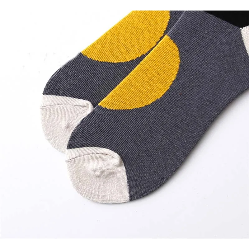 

[EIOISAPRA]Japan Harajuku Couples Big Dot Cotton Comfort Socks Women Men Patchwork Antiskid Breathable Elastic Warmer Meias