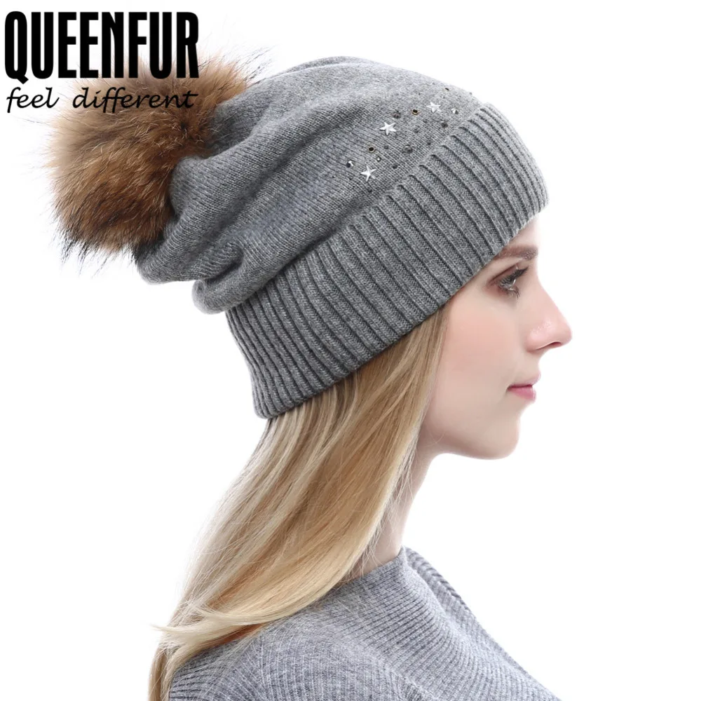 Королева Мех животных вязаный шерстяной Шапки с природой енота помпоном зимняя