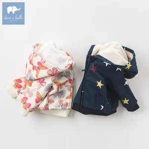 DB4136-C нижнее белье в стиле бренда dave bella Осень Детские комплекты одежды с футболкой для маленьких девочек, модная одежда с принтом; Пальто для малышей; Пальто с капюшоном для девочек детская одежда милая летняя одежда высокого качества