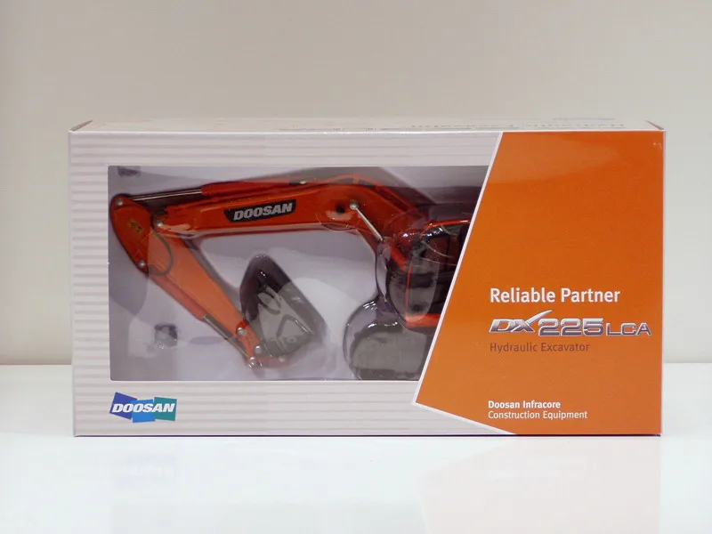 Литье под давлением модель игрушки украшения 1:40 Doosan DX225LC 9C гидравлические Экскаватор строительная техника игрушка для коллекции, подарок