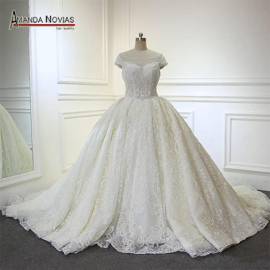 Новое поступление роскошное кружевное бальное платье свадебное с длинным