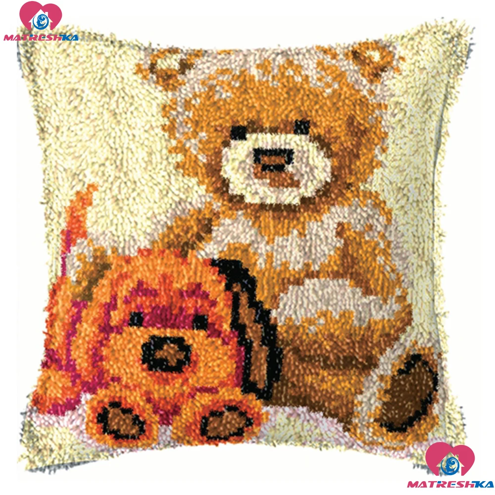 

Drop shipping Latch Hook Cushion Kits Bear Crocheting do it yourself kits Cross stitch pillow Foamiran for crafts Home decor
