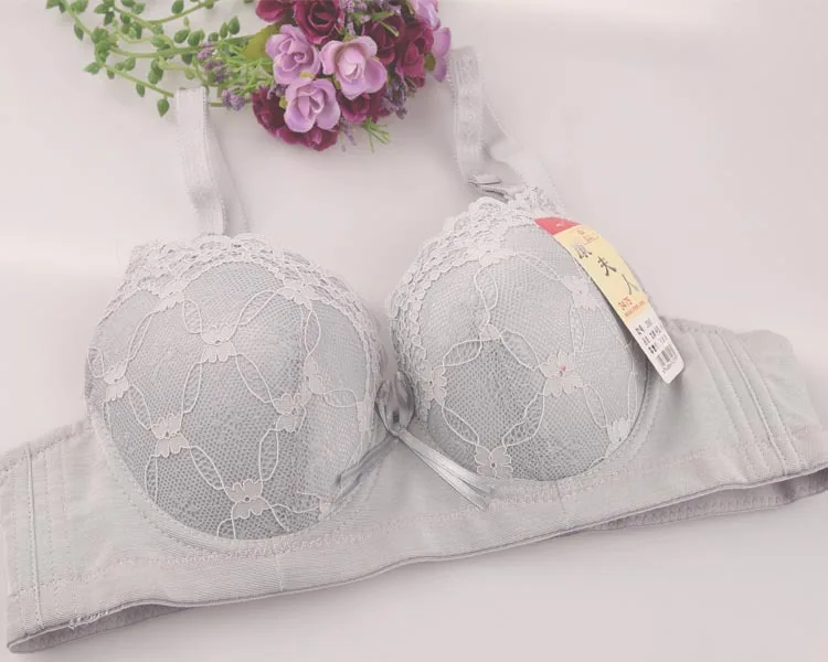 Глубокий v-образный вырез маленькая грудь сексуальные модели нижнее белье