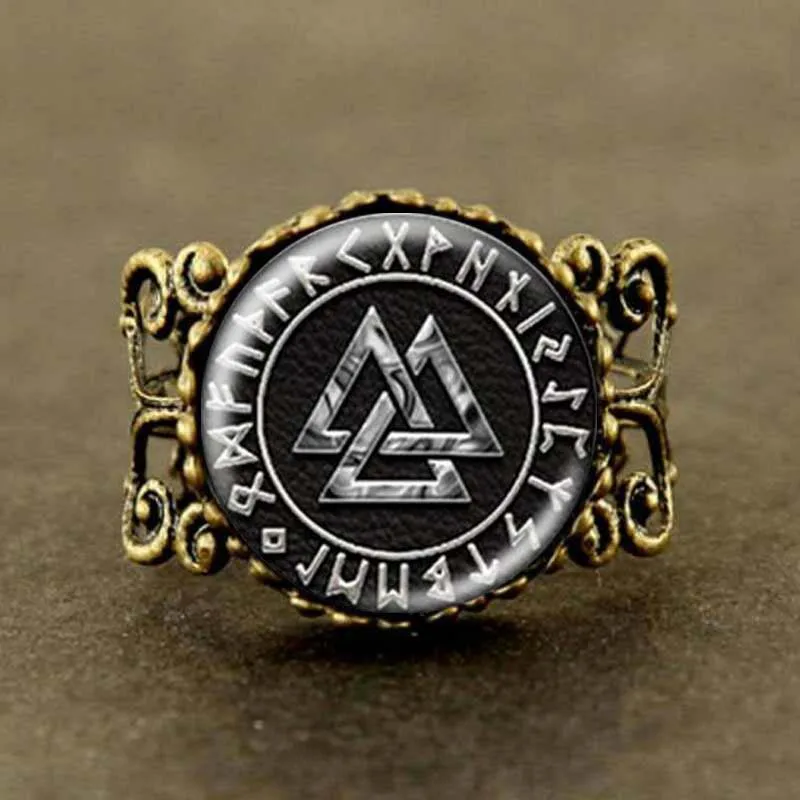 Норвежский викинг крест в рунный круг кольцо стекло кабошон черный состояние